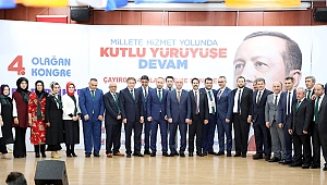 AK Parti Çayırova'da yeni yönetim belli oldu!