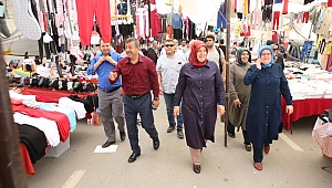 Karabacak çarşı pazar dolaşıyor