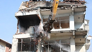 Onarılmayan binalar yıkılacak