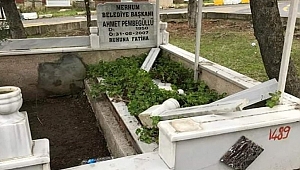 Penbegüllü'nün mezarına çirkin saldırı