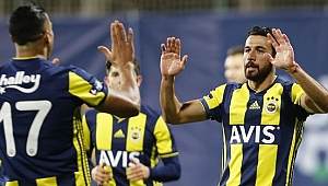Fenerbahçe-AZ Alkmaar maçında gol düellosu!