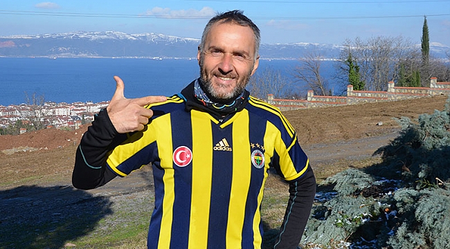 Fenerbahçe'ye moral için koşuyor
