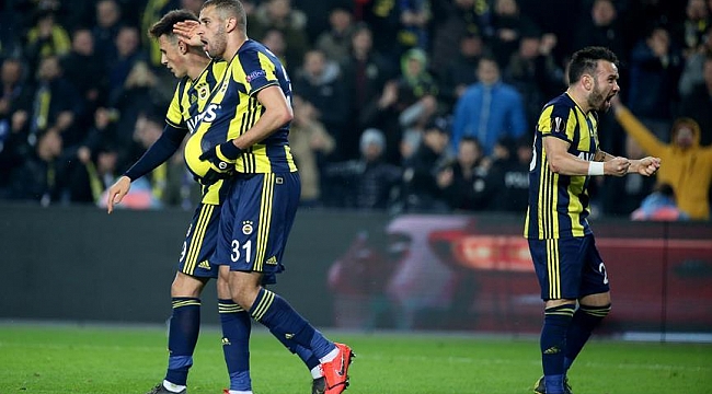 Fenerbahçe, Zenit'i eli boş gönderdi