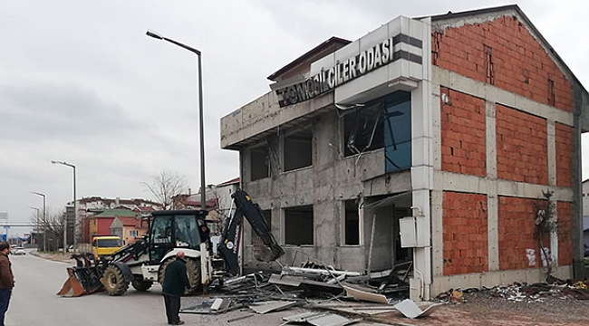 Şoförler Binası yıkılıyor