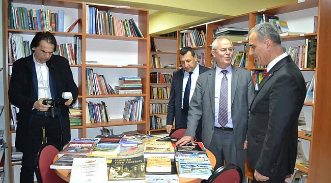 Kocaeli’nin ilk özel araştırma kütüphanesi Gebze'de açıldı  