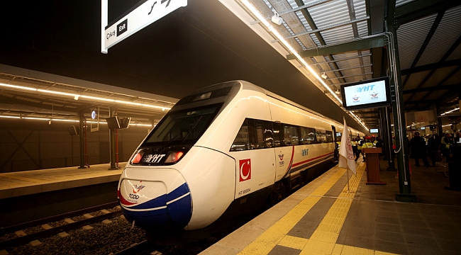 Marmaray’dan ilk uluslararası tren geçti