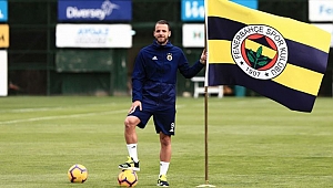 Soldado Fenerbahçe'yi sırtlıyor