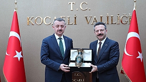 Başkan Büyükakın, Vali Aksoy'u ziyaret etti