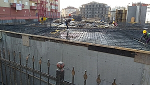 Gebze'de otopark inşaatı sürüyor