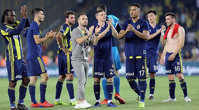 Fenerbahçe, sezonu kötü rekorlarla bitirdi