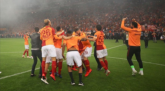 Galatasaray, Fenerbahçe'den unvan aldı