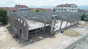Orhangazi Spor Salonu’nun çatısı kaplanacak