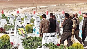  ABD askerleri PKK mezarlığında