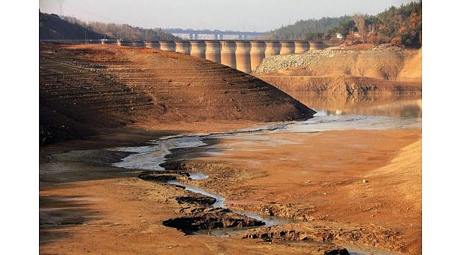 Yuvacık Barajı'nda su seviyesi yüzde 19'a geriledi