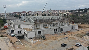 Darıca’nın dev spor salonunda çelik çatı tamamlanıyor