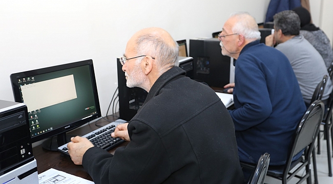 KO-MEK'ten 50 yaş ve üstü vatandaşlara bilgisayar eğitimi