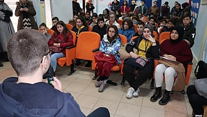 Fen Lisesi öğrencileri Bilgievi’nde