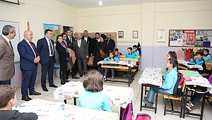 Başkan Bıyık, kaza geçiren öğrencileri sınıfta ziyaret etti