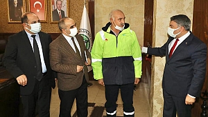 Başkan Şayir’den başarılı personele ödül