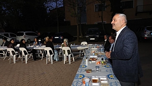 Güler ve Başkan Büyükgöz  sağlıkçılarla birlikte iftar yaptı