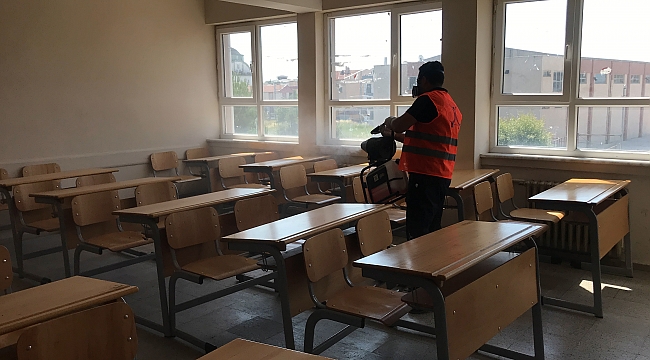 Darıca’da sınav öncesi okullar dezenfekte edildi