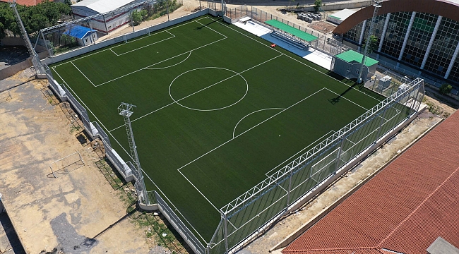 Gebze’nin yeni futbol sahası hayırlı olsun   