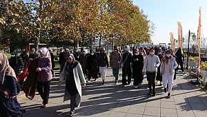 İzmitli kadınlar bu hafta 29 Ekim için yürüdü