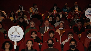 Başkan Bıyık gençlerle “İyi ki Varsın Eren” filmini izledi