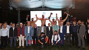 Tarihi Hünkar Çayırı Yağlı Güreşlerinde  Altın Kemer Ali Gürbüz’ün